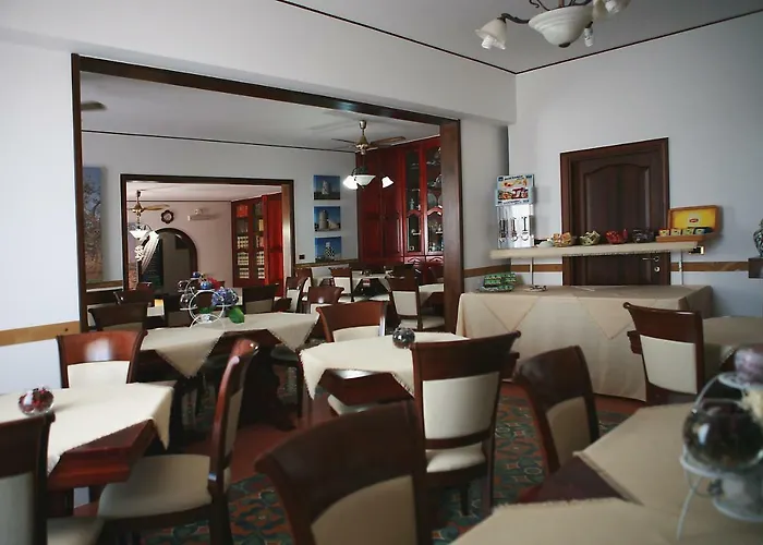 乔凡纳别墅酒店 3* 玛丽娜迪曼卡维萨