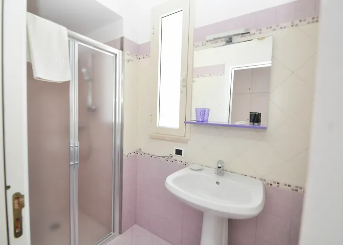 乔凡纳别墅酒店 酒店 玛丽娜迪曼卡维萨