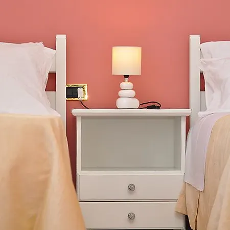 Giovanna Hotel 3*
