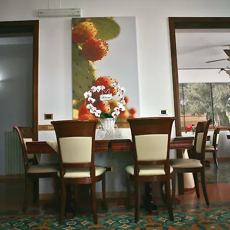 Giovanna Hotel 3*
